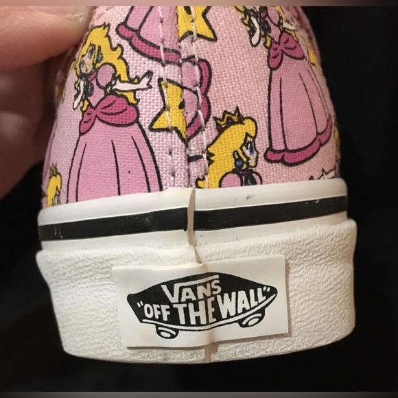 Vans - Unisex Limited Edition Princess Peach Sneakers - Womens 6.5 - Mens 5 - Picture 9 of 11